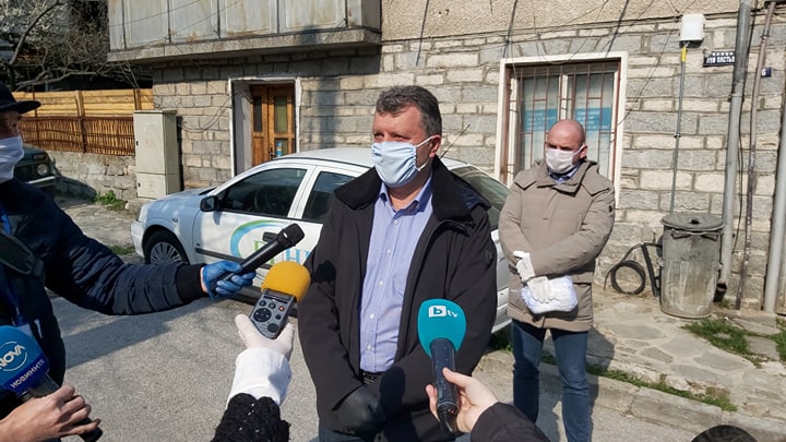 Кметът на Банско призова хората с жилища да не идват за Великденските празници