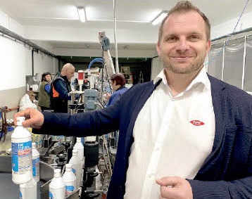 Виктор Азманов, съдружник и управител на "Хигиенно-медицинска индустрия", пред "Труд": Дезинфектантите убиват и бактериите, и вирусите