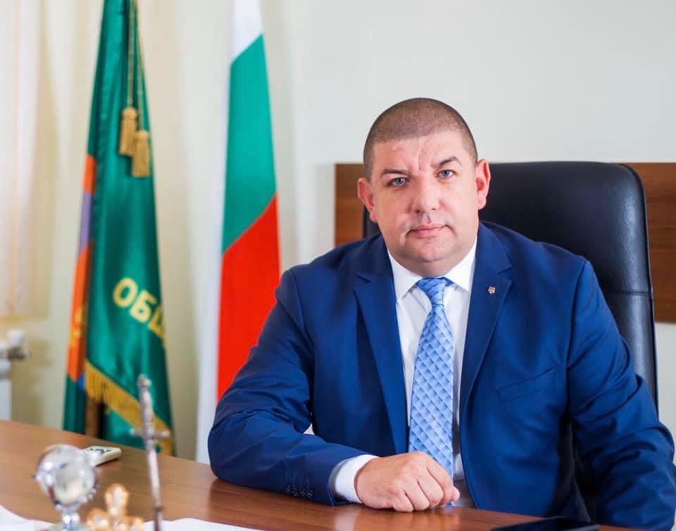 Кметът на Кричим пита две министерства кой е виновен за пресъхналата река Въча