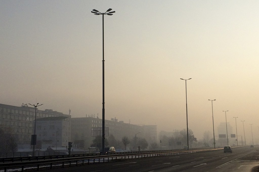 Превишени концентрации на фини прахови частици в пет града у нас