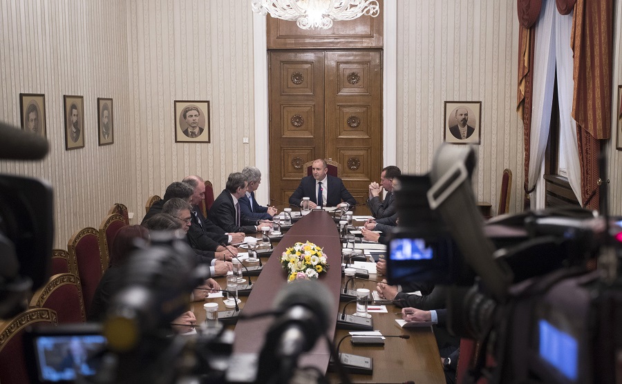 Президентът Радев пред синдикатите: Позицията ми в защита на въгледобива и енергетиката не е променяна от началото на мандата ми