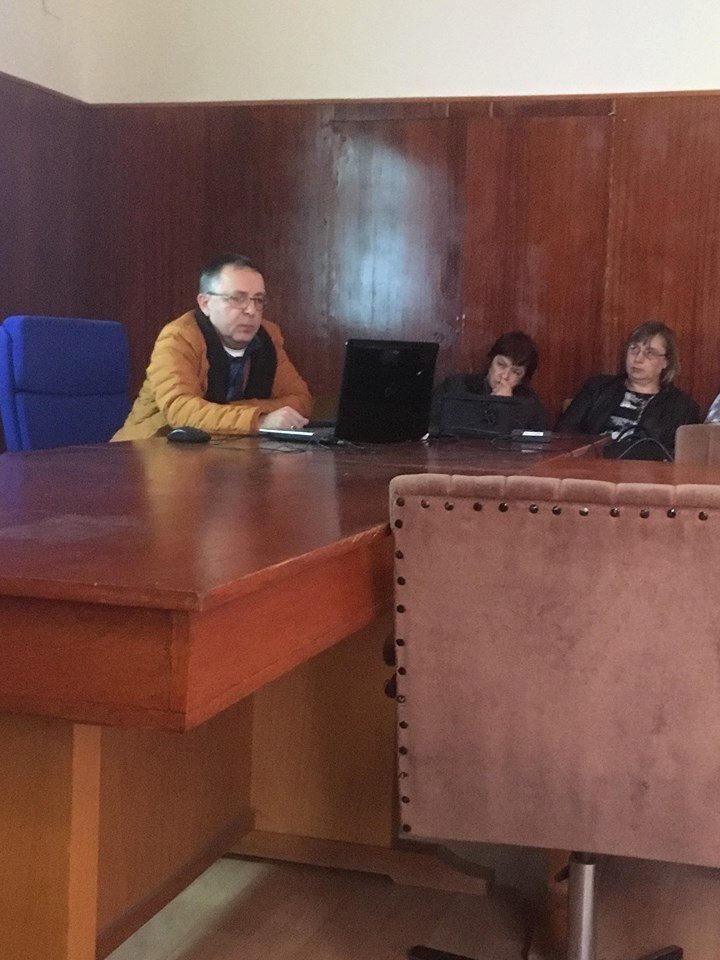 Водещ кардиолог изнесе лекции пред медици в Търново