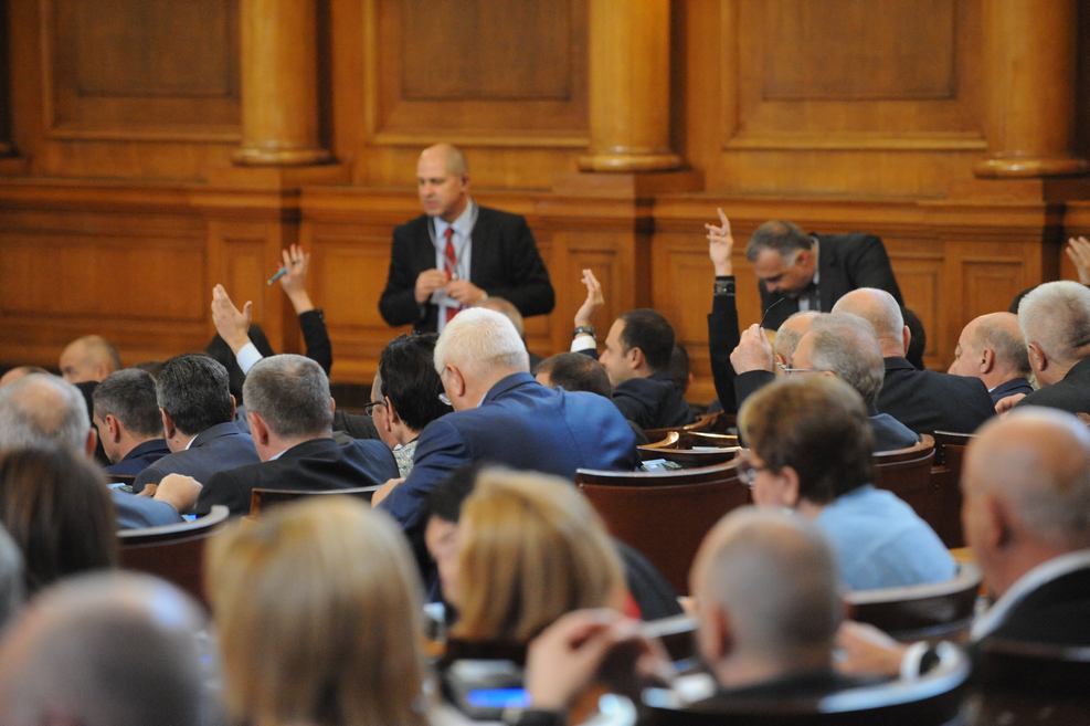 Парламентът прие бюджета на НЗОК за 2019 година