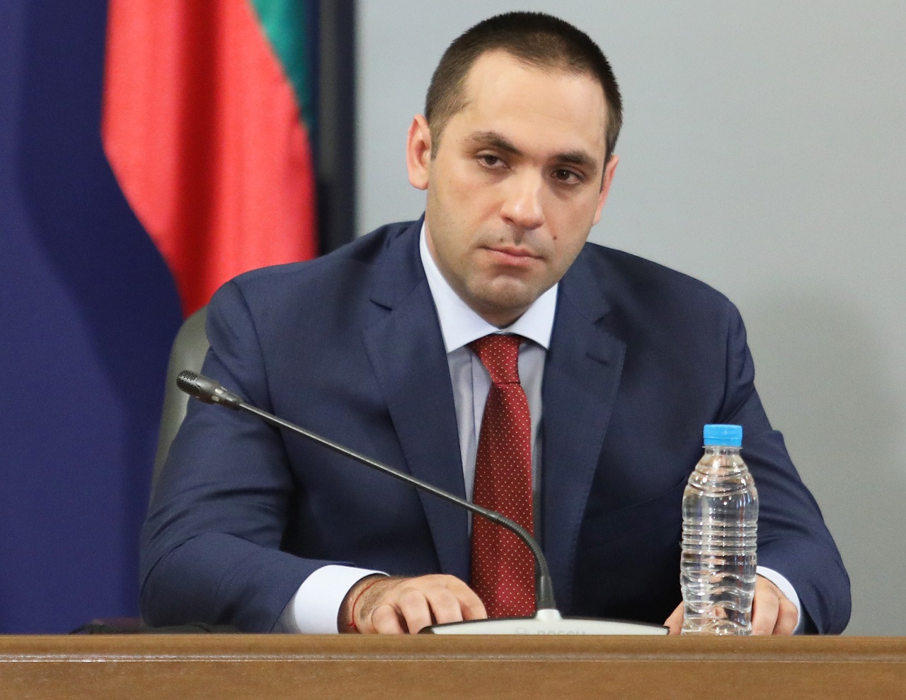 Министър Караниколов за държавните бензиностанции: Целта е да се свали напрежението на пазара