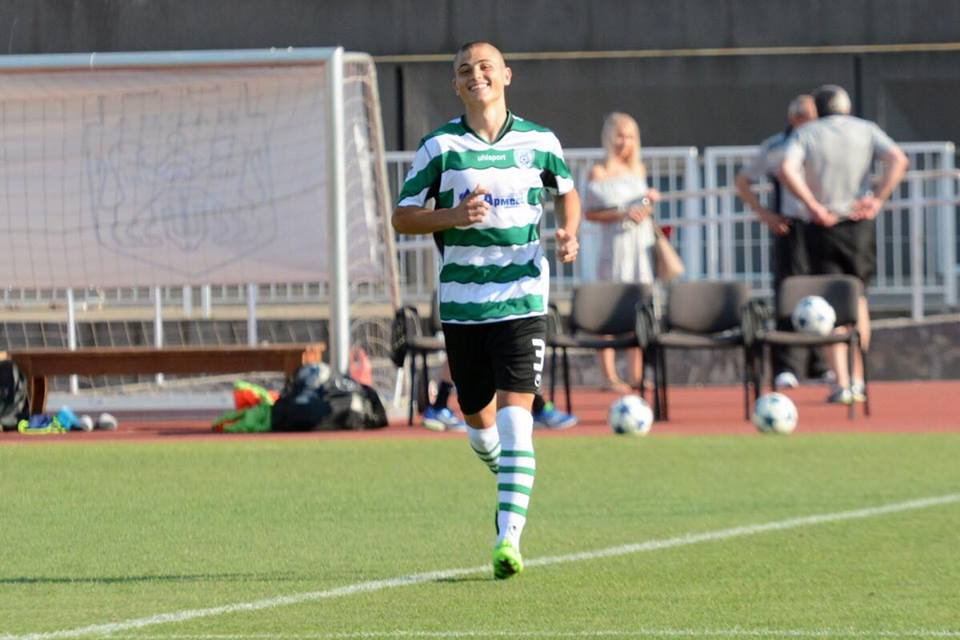 Бранител на "Черно море" предпочете образованието пред футбола