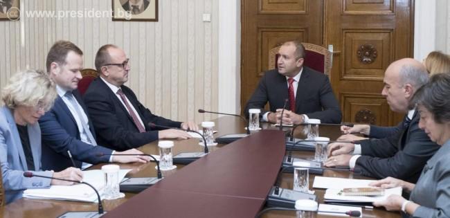 Румен Радев: Доверието в институциите може да бъде възстановено само ако те отговорят на очакванията за справедливост и ефективни резултати