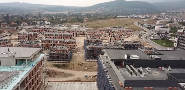 Вижте докъде стигна изграждането на комплекса Garitage Park в София (ВИДЕО)