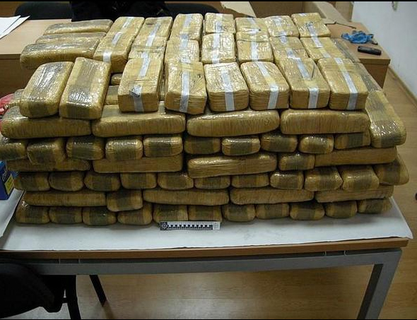 Прокуратурата иска постоянен арест за двамата иранци, хванати с над 700 кг хероин