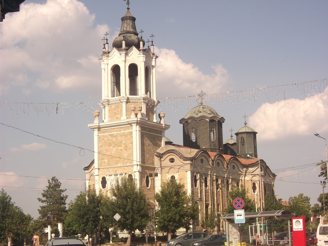 Ремонтират емблематичната за Свищов църква „Св. Троица“