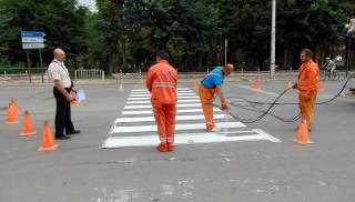 Правят трайни зебри по улиците в Шумен