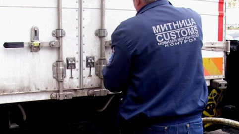 Изтеглят стоки за откраднат дизайн