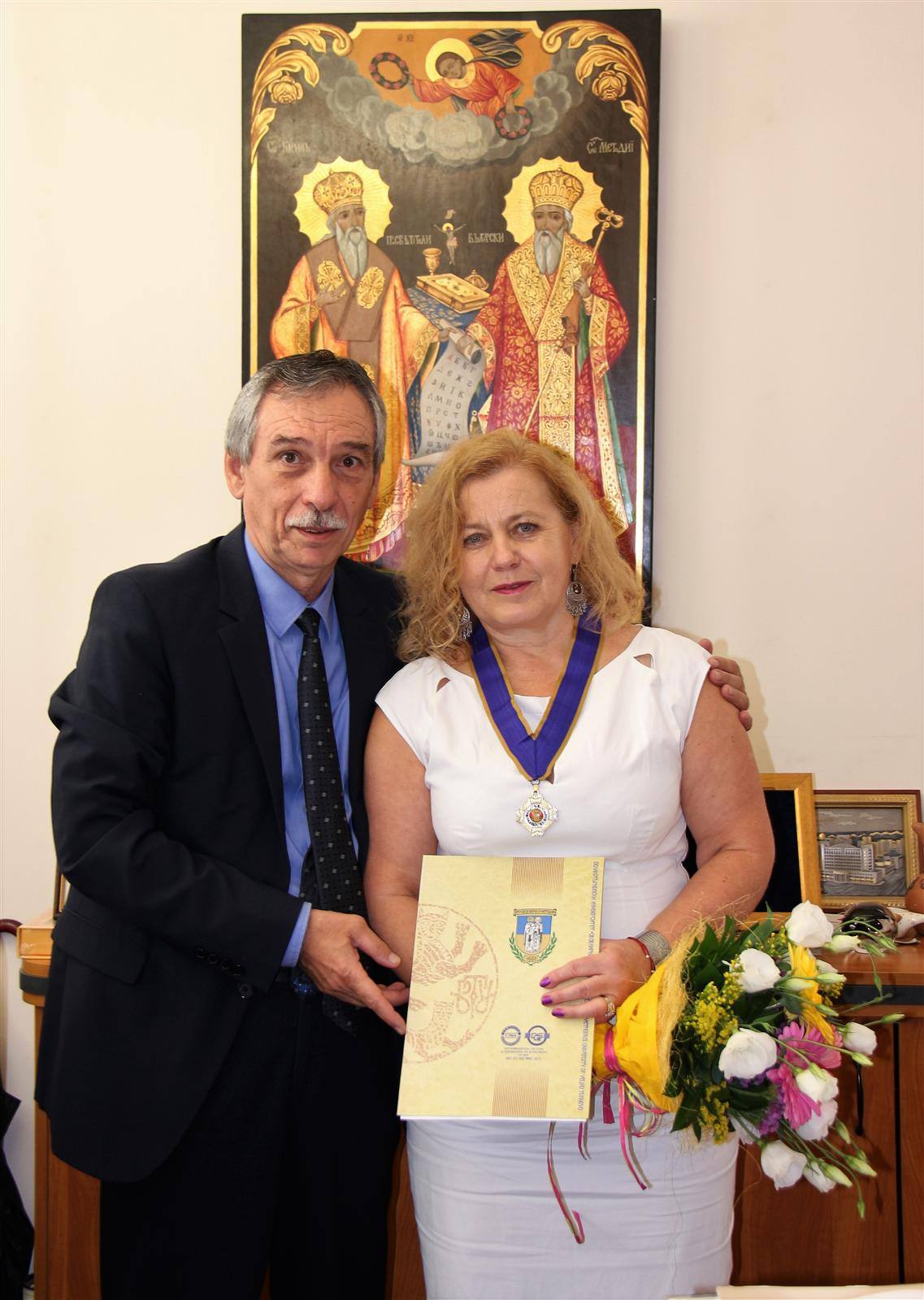 Преподавателка получи Почетния знак на ректора на ВТУ