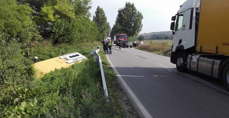 15 души остават в болница след катастрофата в Разградско