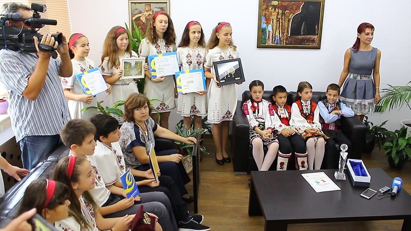 Кметът на Шумен се срещна с таланти, прославили града и страната