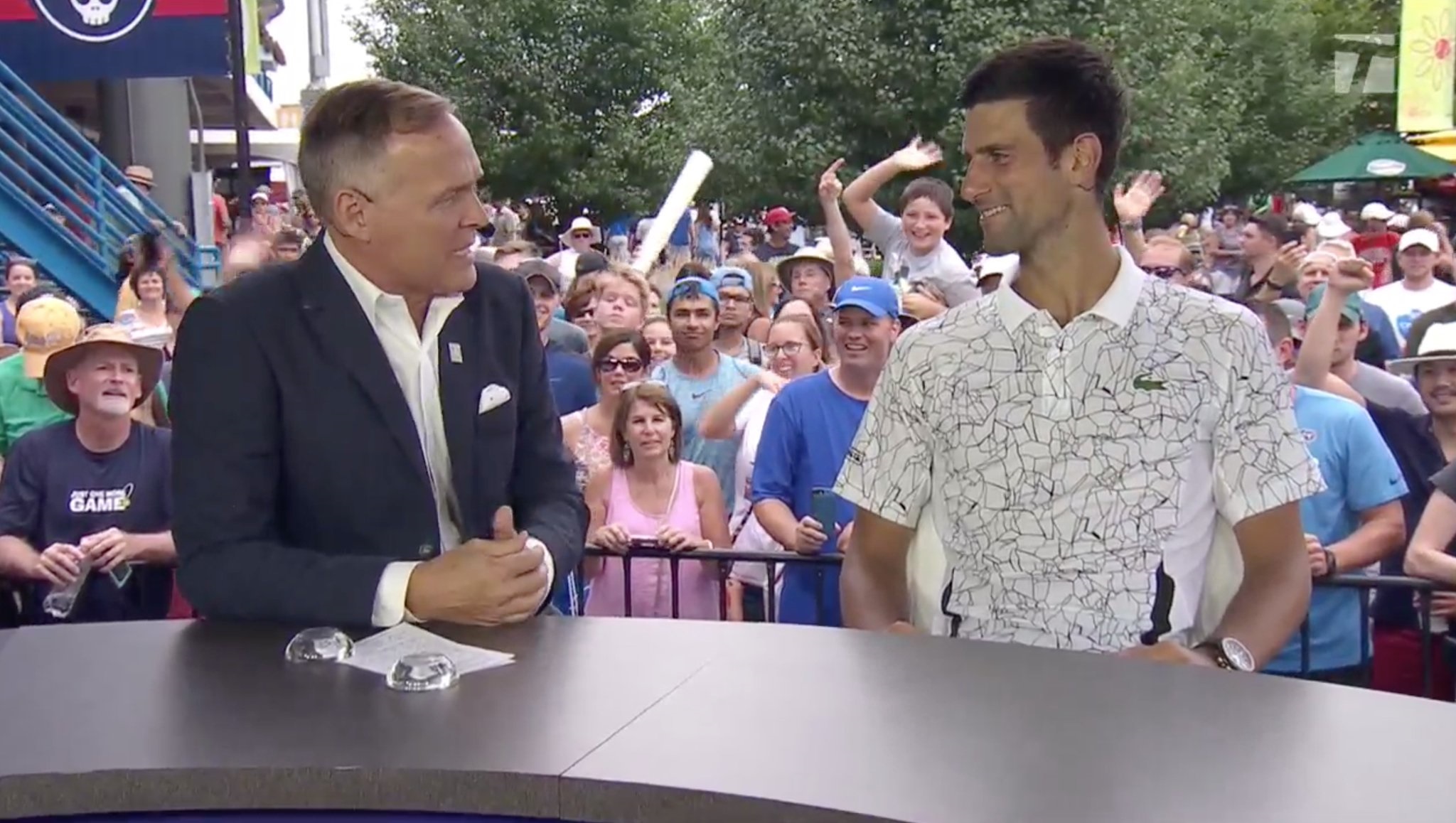 Болки в стомаха тормозели Джокович