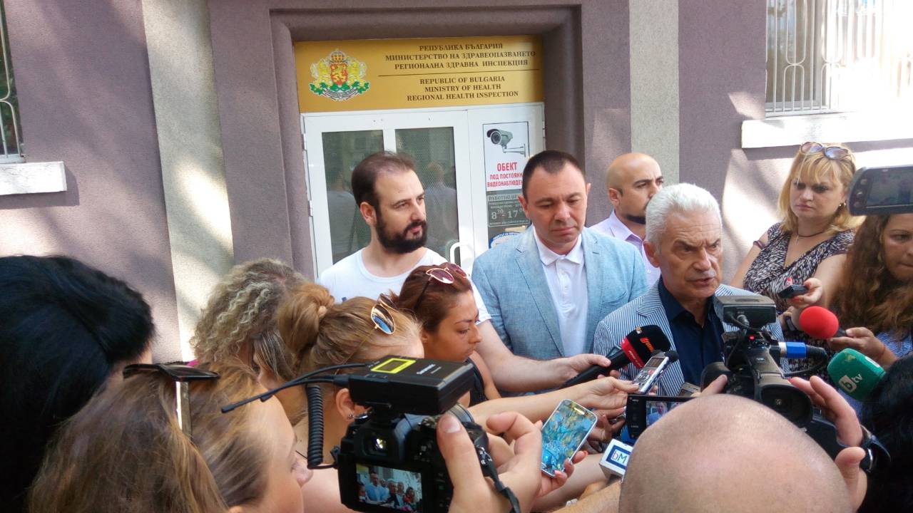 Волен Сидеров в РЗИ- Бургас: Шпиц команди плашат хората и затварят заведения