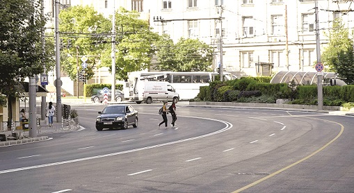 Ремонти променят движението в София