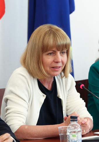 Кметът на София Йорданка Фандъкова: Бизнесът в столицата е гладен за висшисти