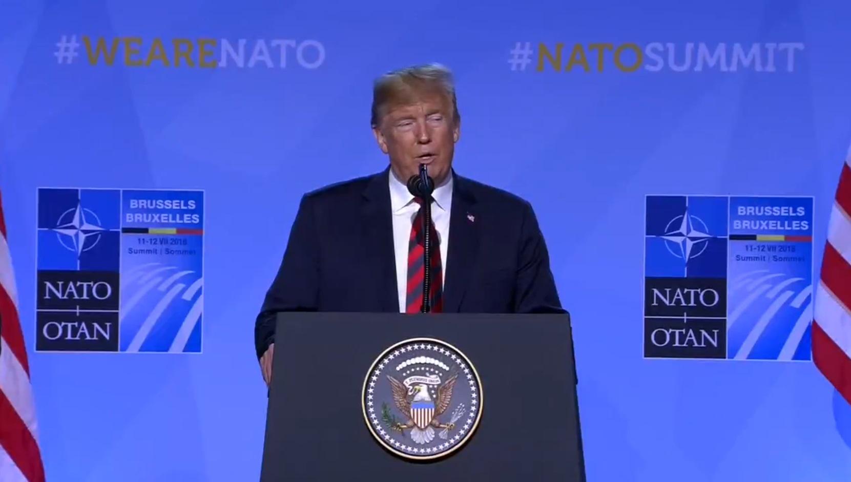Под Тръмп НАТО умира