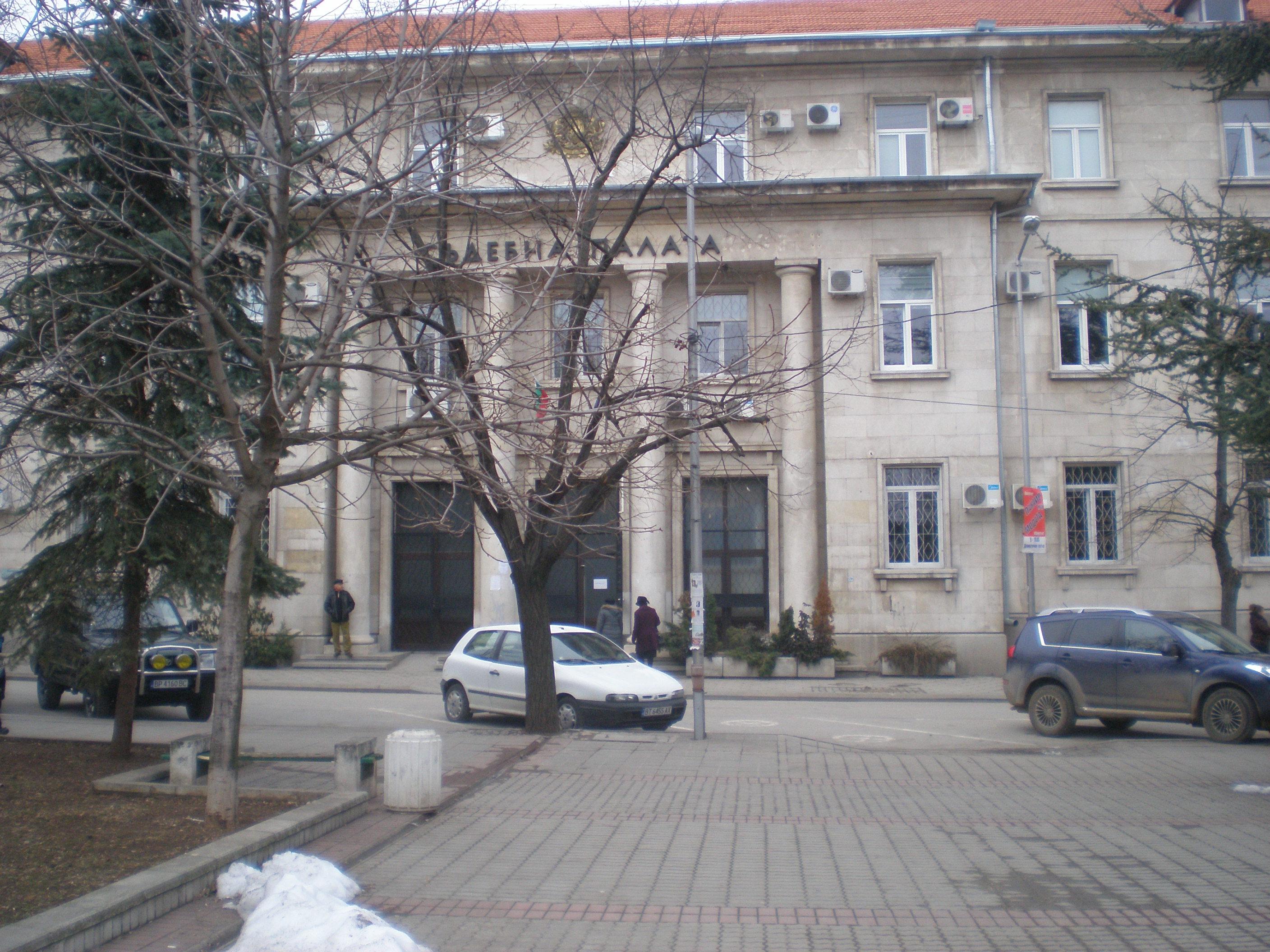 Съдят собственик на автоморга в Монтана за смърт на работник