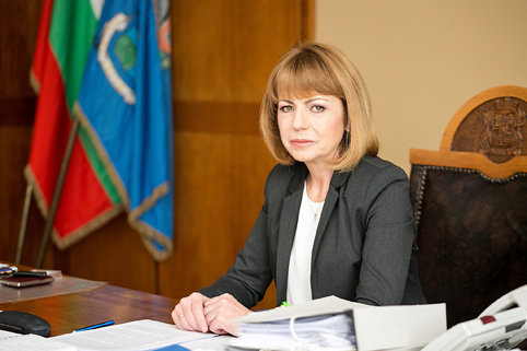 Фандъкова: Получени са над 300 сигнали за аварии и завирявания