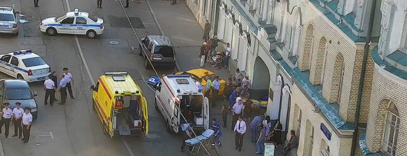 Шофьорът на такси, врязал се в пешеходци в Москва, работил 20 часа преди инцидента