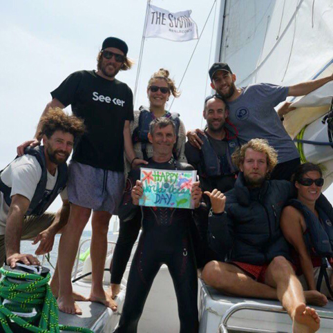 Французин плува от Токио до Сан Франциско (инфографика)