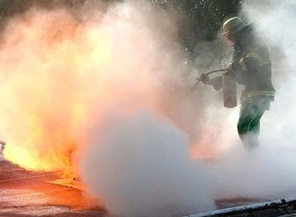 Пожар горя в школата по изкуства в Глазгоу, няма пострадали хора