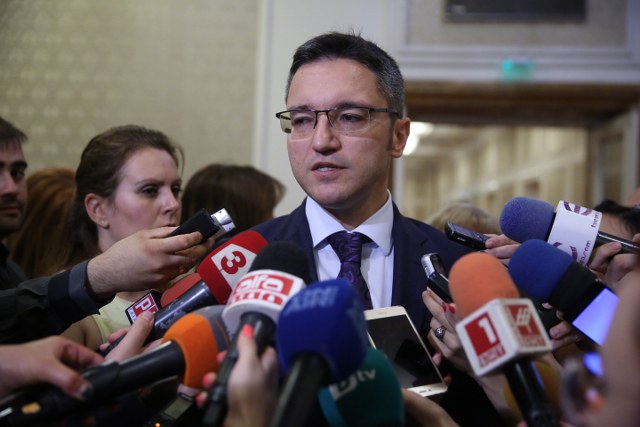 Кристиан Вигенин: Искаме гаранции, че промяната на името на Македония няма да доведе до териториални и исторически претенции от тяхна страна