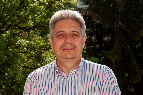 Валери Кунов – фотограф в Барселона, работещ за марката на Лео Меси, пред „Труд“: Омразата е национален спорт в България