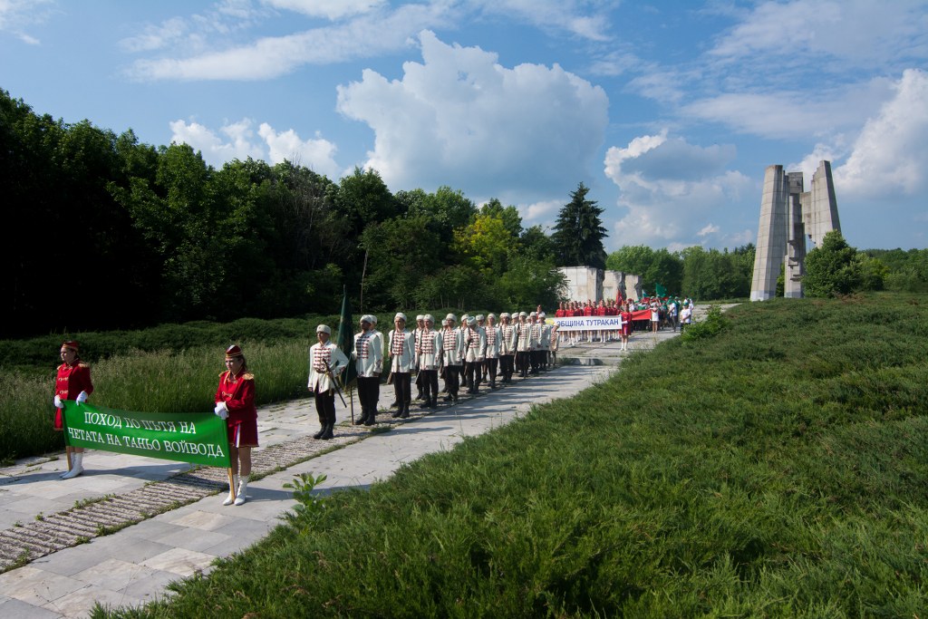 650 деца от цялата страна тръгват по стъпките на Таньо войвода