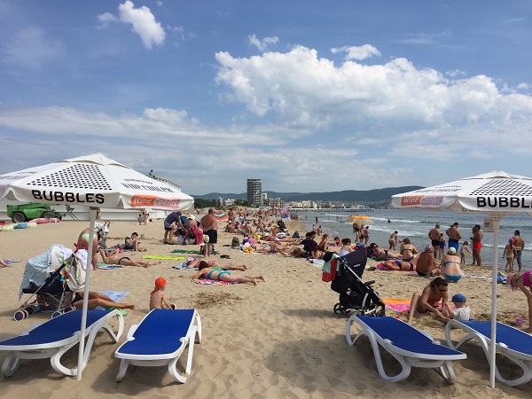 Морската вода вече е 23 градуса