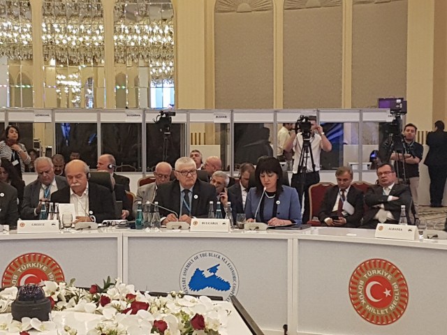 Инж. Петър Кънев участва в среща на председателите на парламентите на страните-членки на ПАЧИС в Истанбул