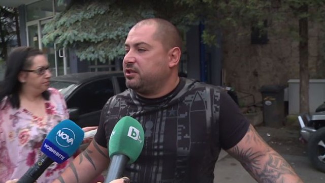 Разпитаха бащата и на второто дете, изрисувано с нацистки символи на стадиона