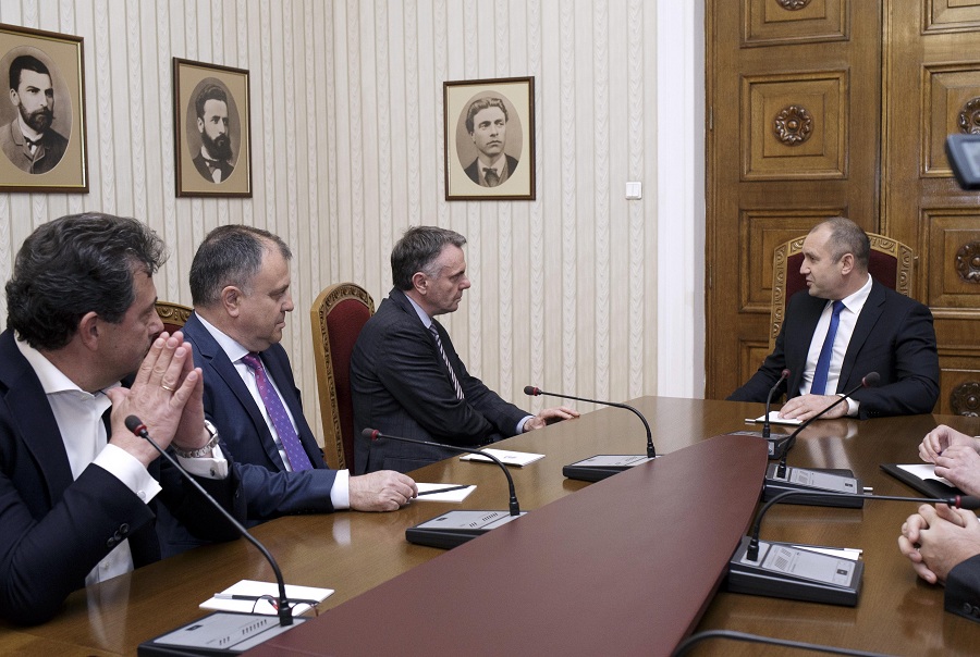 Румен Радев: Обществото може да плати много висока цена, ако обективността отсъства в медиите