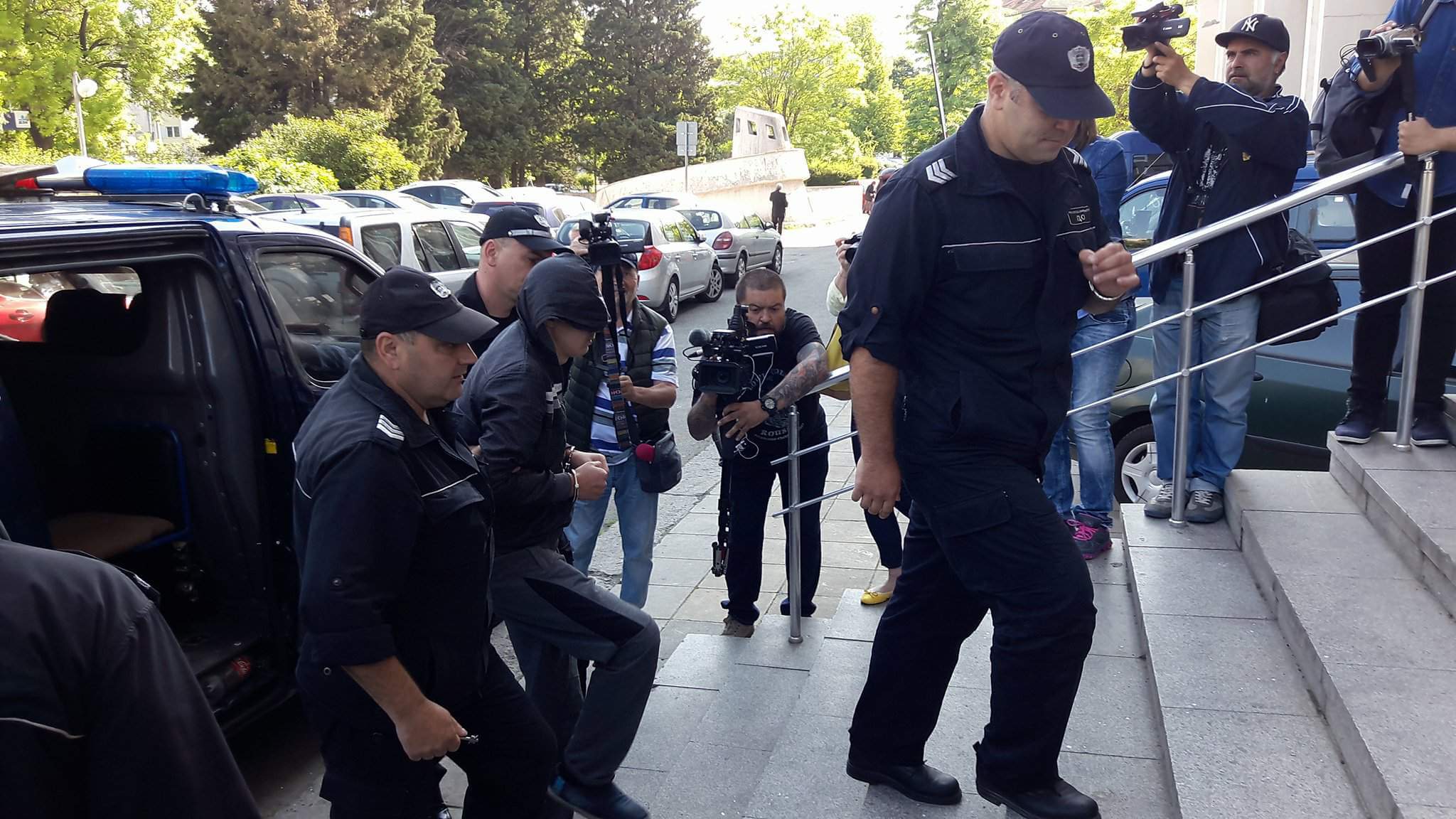 Глоба за мъж, обстрелвал обвинен в убийство с яйца