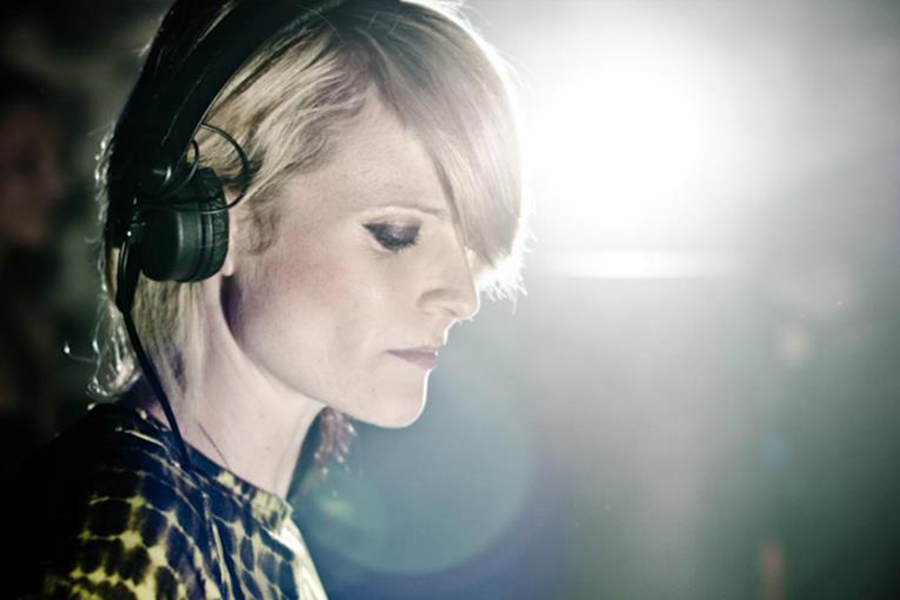 Faithless DJ set с епично електронно шоу в София
