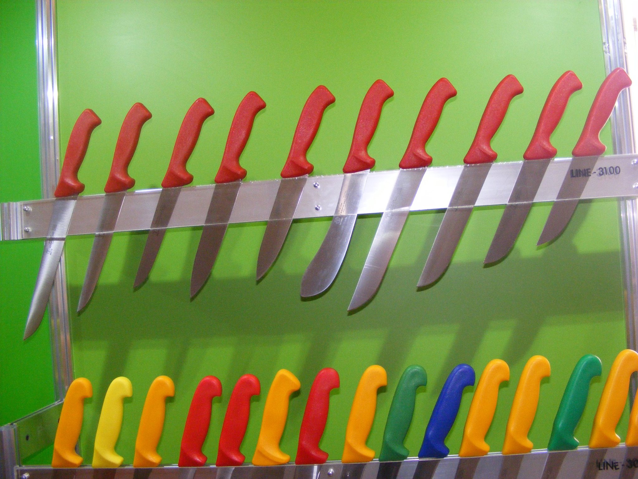 ЧСИ продава ножарската фабрика във Велико Търново за 7 млн. лева