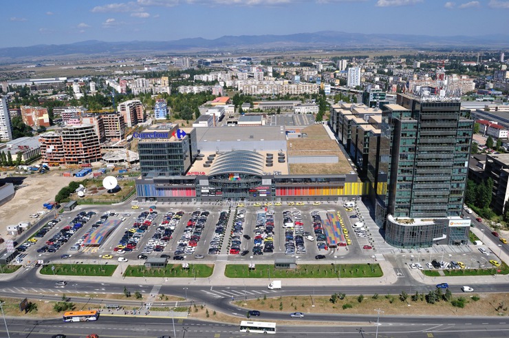 Продадоха бизнес имоти за 957 млн. евро