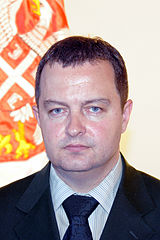 Сръбският външен министър  Ивица Дачич пя на гръцки на вечеря с Никос Кодзиас