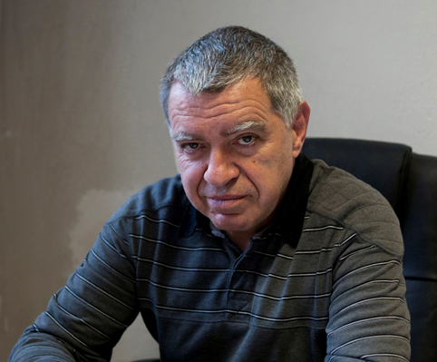 Математикът проф. Михаил Константинов пред „Труд“: Банкстерите тласкат света към война, за да изгорят парите