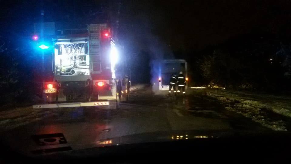 Автобус пламна в движение в Търново