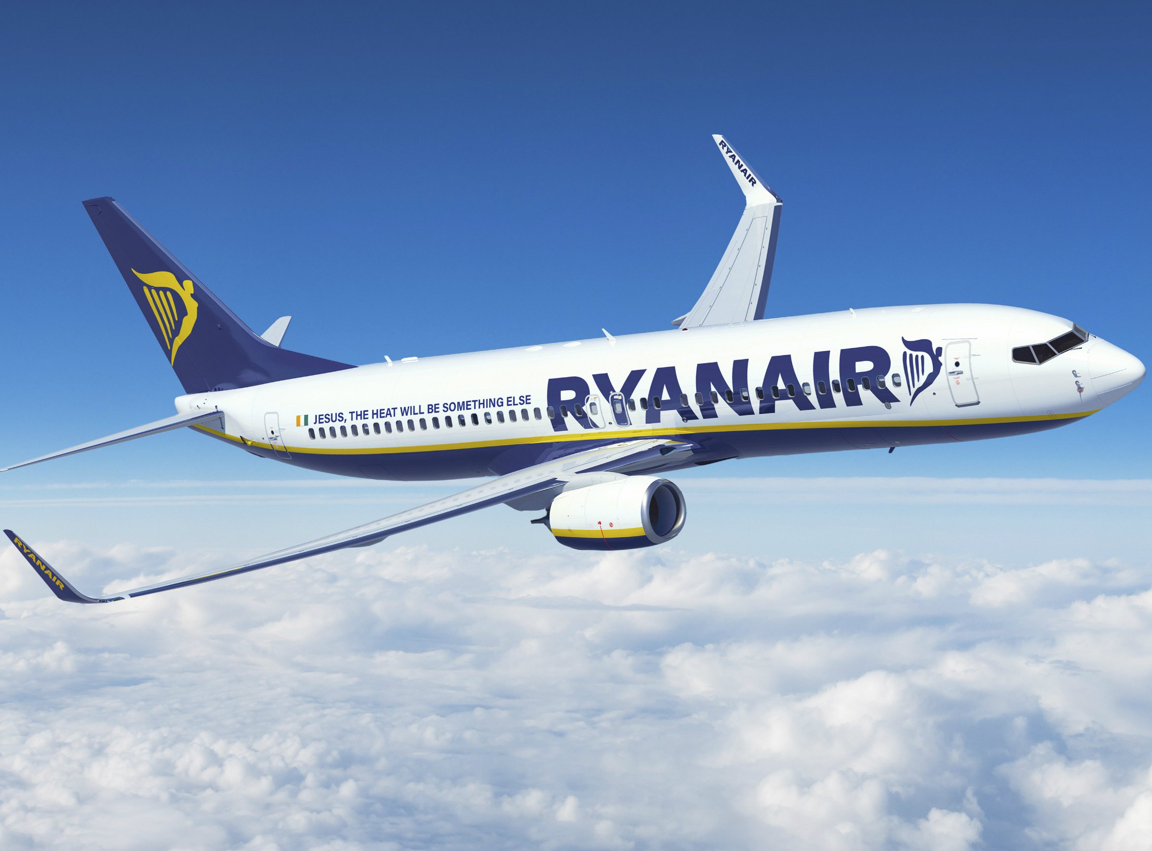 Ryanair намалява полетите и през октомври