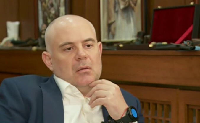Гешев за присъдите по делото "Сарафово": Българският съд и прокуратура направиха възможното за справедливост за загиналите