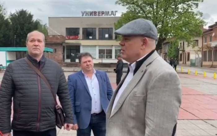 Задържаха 10 души при спецакция срещу битовата престъпност в Ботевград