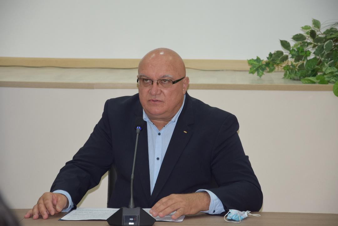 Видинският кмет д-р Ценков готов да помага в кардиологията на болницата