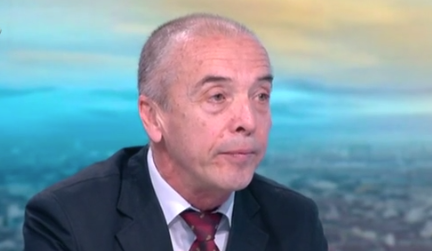 Доц. Мангъров: Който го е страх, да носи маски, важното е хората да спазват хигиена