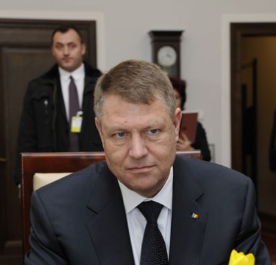 Клаус Йоханис - Румънският Санта Клаус