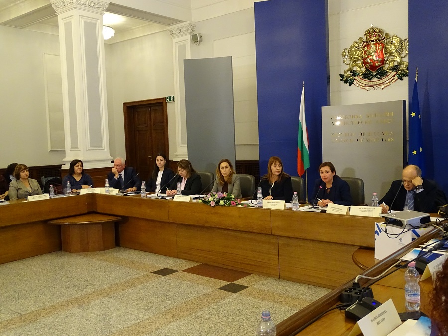 Вицепремиерът Марияна Николова: Проектът на Националната стратегия за детето отразява визията на държавата и на гражданското общество за развитието на следващите поколения