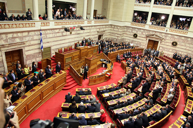 Гръцкият парламент одобри бюджета за 2019 г.
